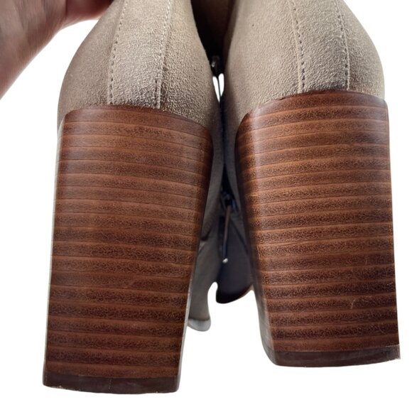 Nine West Birds Tan Suede Upper Ankle Bootie Western Pointed Toe Size 9.5 M - Picture 8 of 16